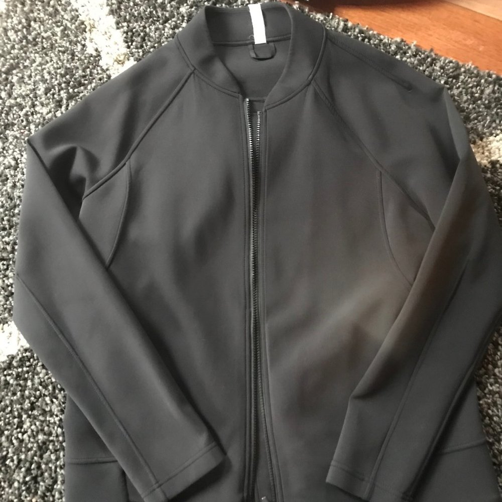 lululemon spring jacket full zip women's size 12